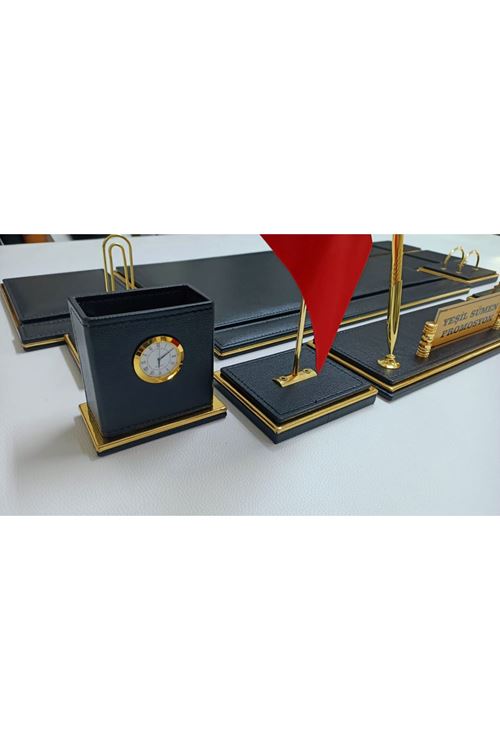 ASOS SİYAH VE GOLD DERİDEN OLUŞAN KİŞİYE ÖZEL İSİMLİKLİ LÜKS SÜMEN VE MAKAM TAKIMI