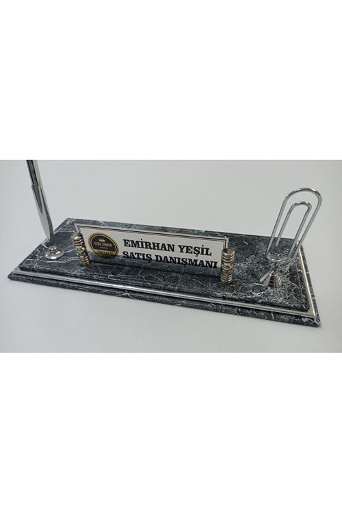 GRİ MERMER VE GÜMÜŞ KİŞİYE ÖZEL MASA İSİMLİĞİ