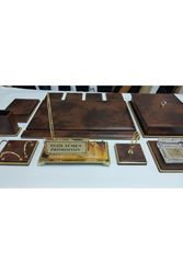 SULTAN KRİSTAL İSİMLİKLİ BULUT KAHVE  VE GOLD DERİDEN OLUŞAN PREMİUM SÜMEN VE MAKAM TAKIMI