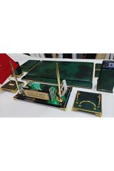 HÜRREM YEŞİL GOLD KRİSTAL CAM İSİMLİKLİ LÜKS TASARIM SÜMEN VE MAKAM TAKIMI